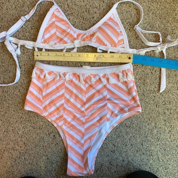 2 Pieces Swimwear/Bikini Matching Set Size M - Picture 2 of 3